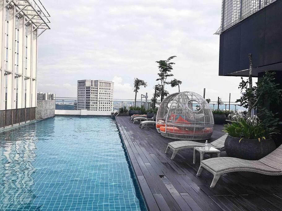 Jb Center Suasana Deluxe Byhs Apartment *