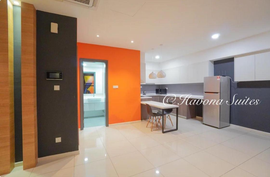 Jb Center Suasana Deluxe Byhs Apartment Johor Bahru